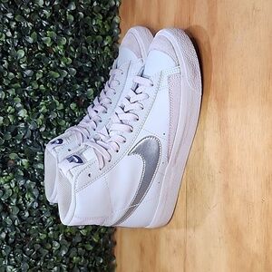 Nike Blazer Mid 77 Shoes | Size: 4.5 Youth / Size: 5.5 Womens | White